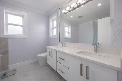 Mudroom Photo of 5001 Dover Street, Burnaby, BC