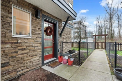 5 8413 Midtown Way, Chilliwack, BC, Chilliwack — Townhouse for sale