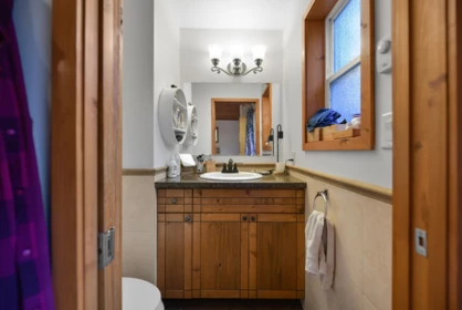 Mudroom Photo of 254 Mariners Way, Mayne Island, BC