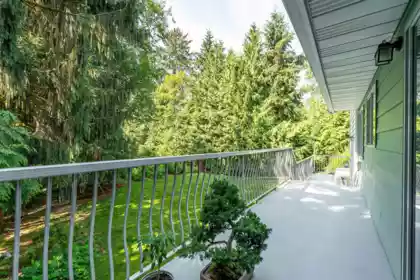 Front Yard Photo of 23140 136 Avenue, Maple Ridge, BC