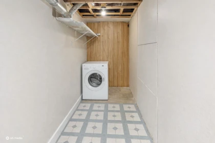 Hot Tub / Spa Photo of 6662 130 Street, Surrey, BC
