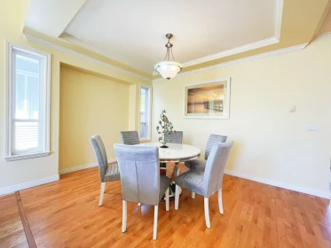 6194 175a Street, Surrey, BC, Surrey — Single Family Residence for sale