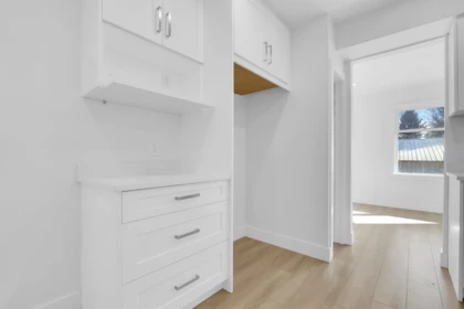 Mudroom Photo of 7489 Maple Street, Mission, BC