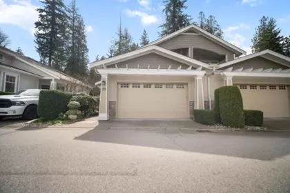 33 3500 144 Street, Surrey, BC, Surrey — Townhouse for sale