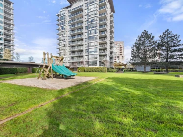Loft / Bonus Room Photo of 905 8100 Saba Road, Richmond, BC
