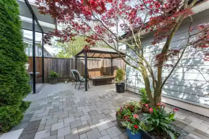Hallway Photo of 7380 Ontario Street, Vancouver, BC
