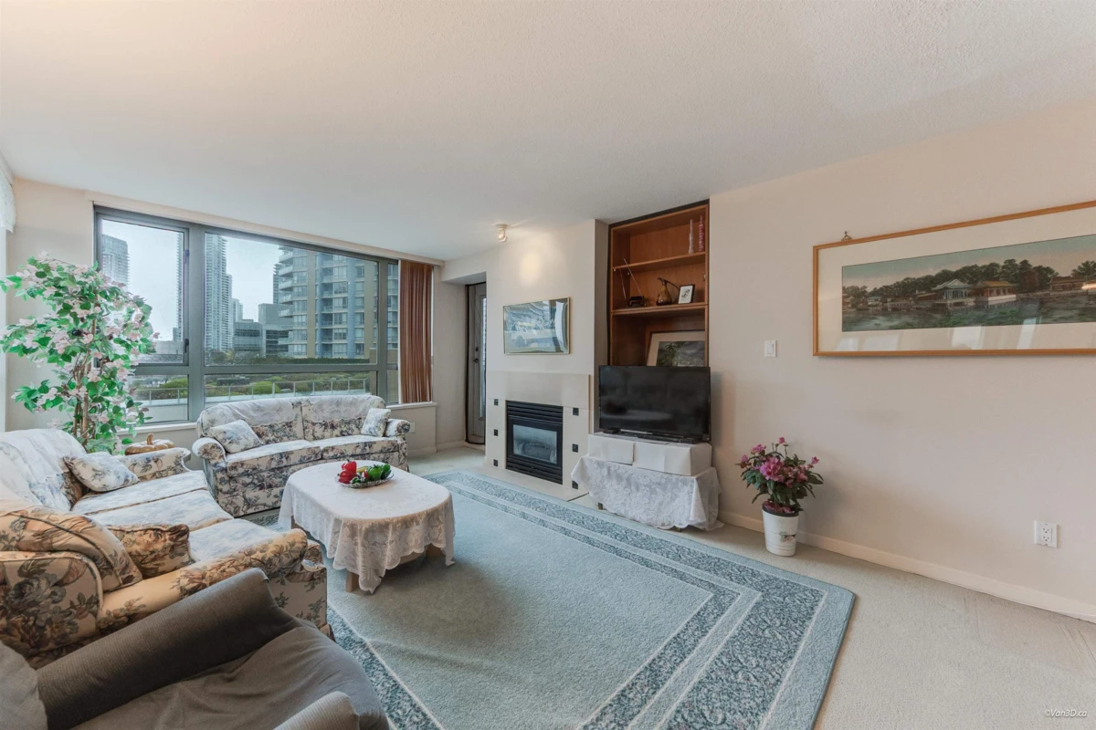 Family Room Photo of 801 4888 Hazel Street, Burnaby, BC
