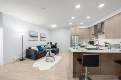 Kitchen Island Photo of PH18 6283 Kingsway, Burnaby, BC