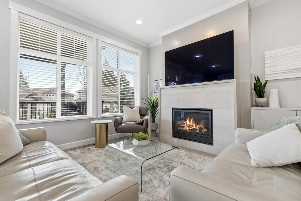 Family Room Photo of 20 7138 210 Street, Langley, BC