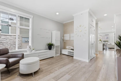 Entry Foyer Photo of 20 7138 210 Street, Langley, BC