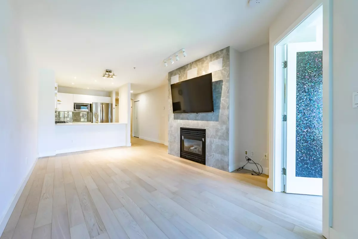Family Room Photo of 310 5723 Collingwood Street, Vancouver, BC