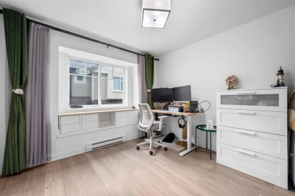 Powder Room Photo of 225 3888 Norfolk Street, Burnaby, BC