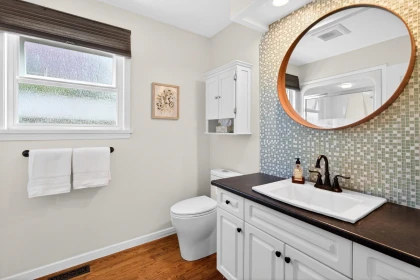 Powder Room Photo of 8573 142 Street, Surrey, BC