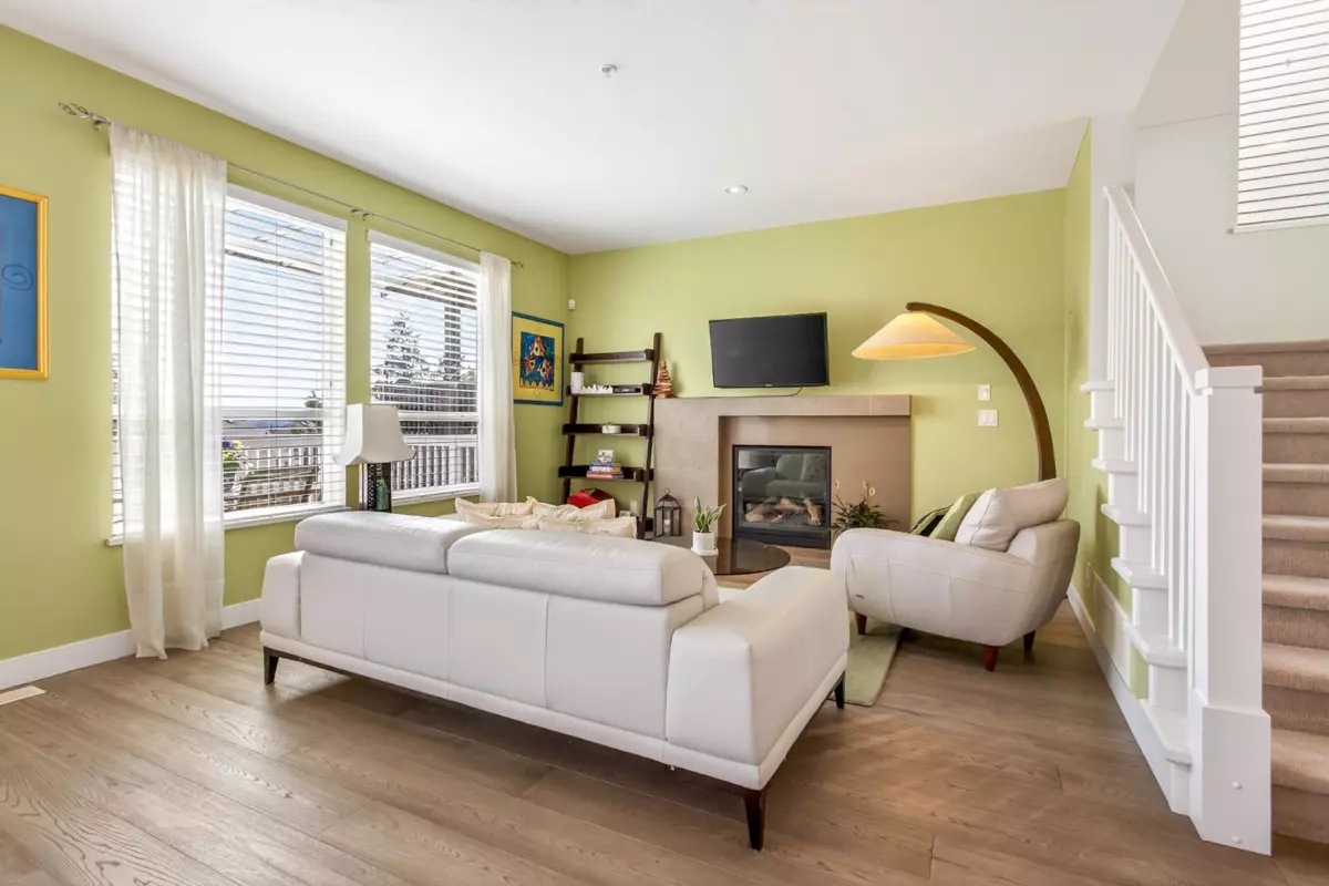Family Room Photo of 1280 Citadel Drive, Port Coquitlam, BC