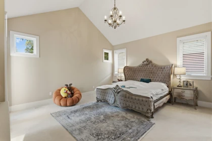 Basement Recreation Room Photo of 12576 26a Avenue, Surrey, BC