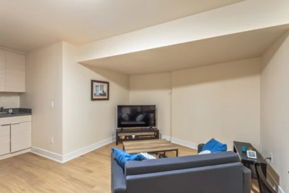 Swimming Pool Photo of 12576 26a Avenue, Surrey, BC