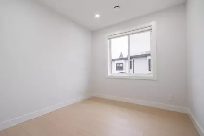 Hallway Photo of 101 16649 18a Avenue, Surrey, BC