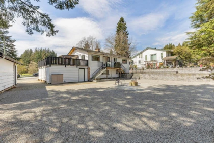 Outdoor Patio Photo of 7958 Taulbut Street, Mission, BC