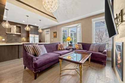 Kitchen Island Photo of 41 15977 26 Avenue, Surrey, BC