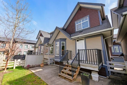 Staircase Photo of 41 15977 26 Avenue, Surrey, BC
