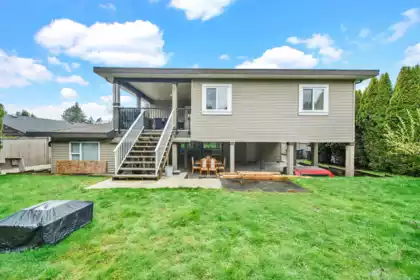 Outdoor Kitchen Photo of 10346 126 Street, Surrey, BC