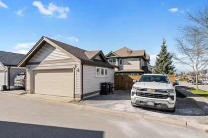 Swimming Pool Photo of 20394 82b Avenue, Langley, BC