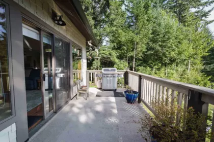 Breakfast Nook Photo of 8096 Westwood Road, Halfmoon Bay, BC