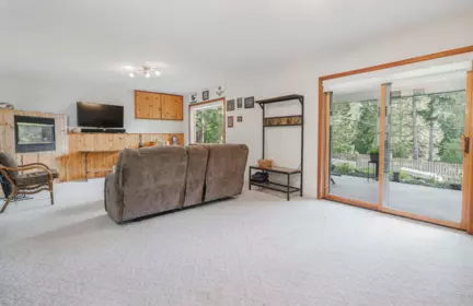 Loft / Bonus Room Photo of 8096 Westwood Road, Halfmoon Bay, BC