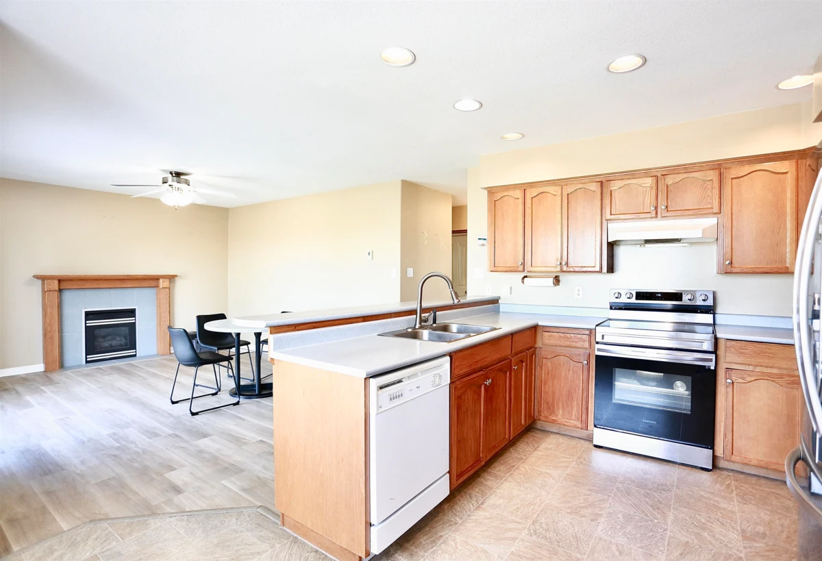 Living Room Photo of 3765 Lethbridge Drive, Abbotsford, BC