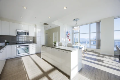 Breakfast Nook Photo of 4203 4880 Bennett Street, Burnaby, BC