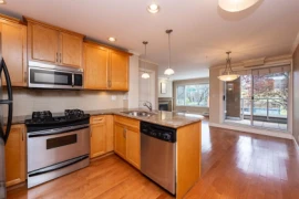 203 2103 W 45th Avenue, Vancouver, BC