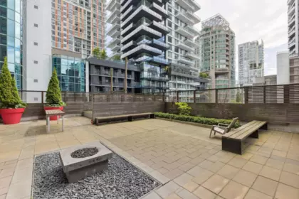 Front Yard Photo of 2506 1308 Hornby Street, Vancouver, BC