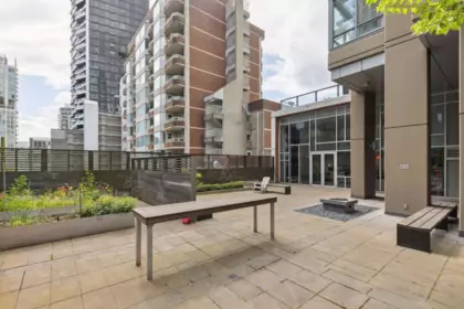 Swimming Pool Photo of 2506 1308 Hornby Street, Vancouver, BC