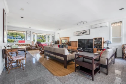 2154 Burquitlam Drive, Vancouver, BC, Vancouver — Single Family Residence for sale
