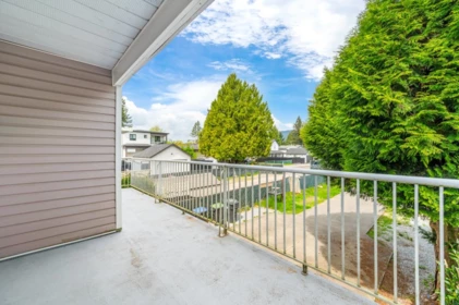 Front Yard Photo of 1869 Prairie Avenue, Port Coquitlam, BC