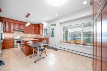 Breakfast Nook Photo of 1312 Tenth Avenue, New Westminster, BC