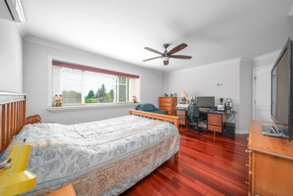 Loft / Bonus Room Photo of 1312 Tenth Avenue, New Westminster, BC