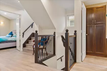 Entry Foyer Photo of 1510 Mackay Crescent, Agassiz, BC