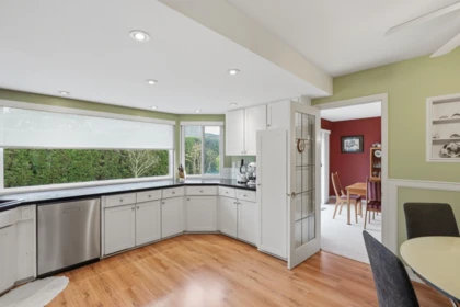 Guest Bathroom Photo of 5760 Wagtail Avenue, Richmond, BC