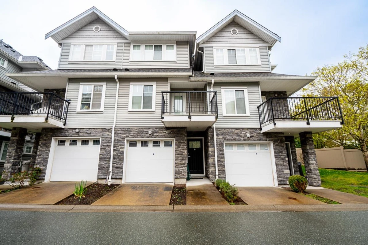 Exterior Rear Photo of 6 13864 Hyland Road, Surrey, BC