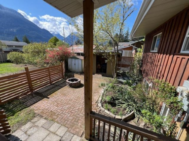 Aerial View of 648 Willow Street, Hope, BC