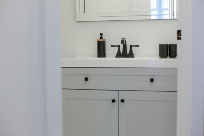 Kitchen Photo of 805 1166 Melville Street, Vancouver, BC