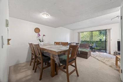 Kitchen Photo of 2750 Kingsford Avenue, Burnaby, BC