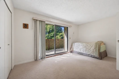 Loft / Bonus Room Photo of 2750 Kingsford Avenue, Burnaby, BC