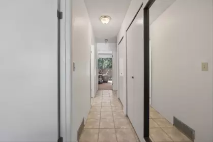 Mudroom Photo of 2750 Kingsford Avenue, Burnaby, BC