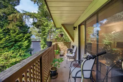 Primary Bedroom Photo of 2750 Kingsford Avenue, Burnaby, BC