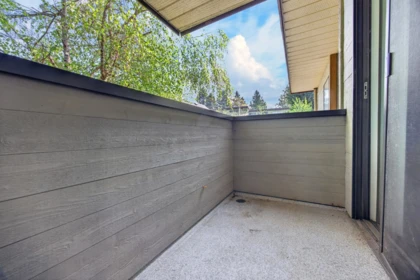 Staircase Photo of 2750 Kingsford Avenue, Burnaby, BC
