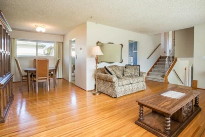 Kitchen Photo of 3511 Newmore Avenue, Richmond, BC