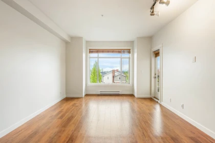 Guest Bathroom Photo of 466 8328 207a Street, Langley, BC