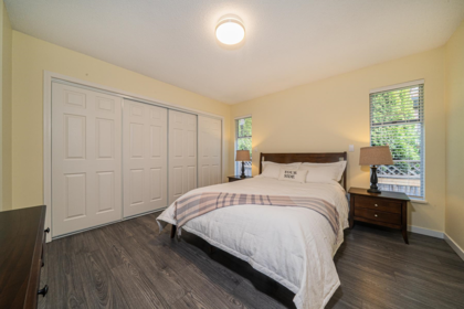 Mudroom Photo of 14206 20 Avenue, Surrey, BC